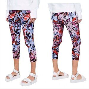 Lululemon Wunder Under Crop (Hi-Rise) *Full-On Luxtreme 21" Lush Lillies